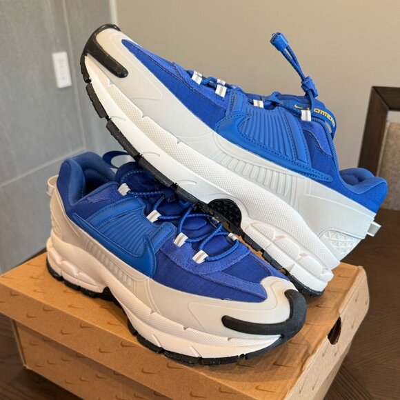 Nike Other - Nike Vomero Roam
